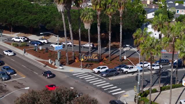 The La Jolla Sign at Torrey Pines Road and La Jolla Shores Drive | Drone Video – 4