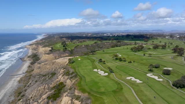 The Iconic Torrey Pines Golf Course in La Jolla looking over the beach and Pacific Ocean | Drone Video – 6