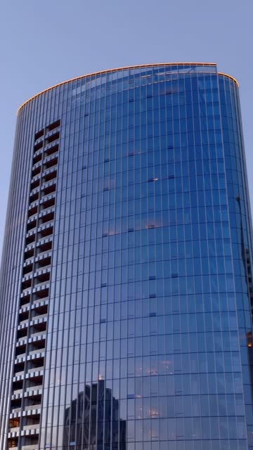The Pacific Gate Condos Building by Bosa in Downtown San Diego | Vertical Drone Video – 4