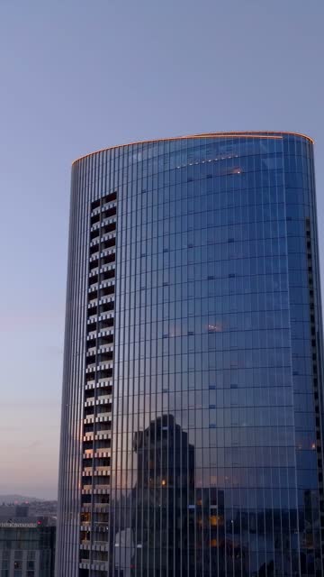 The Pacific Gate Condos Building by Bosa in Downtown San Diego | Vertical Drone Video – 7