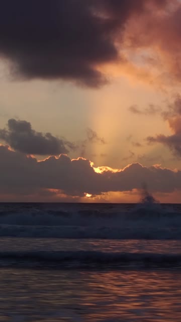 The beach, the surf and the ocean at Black’s Beach.