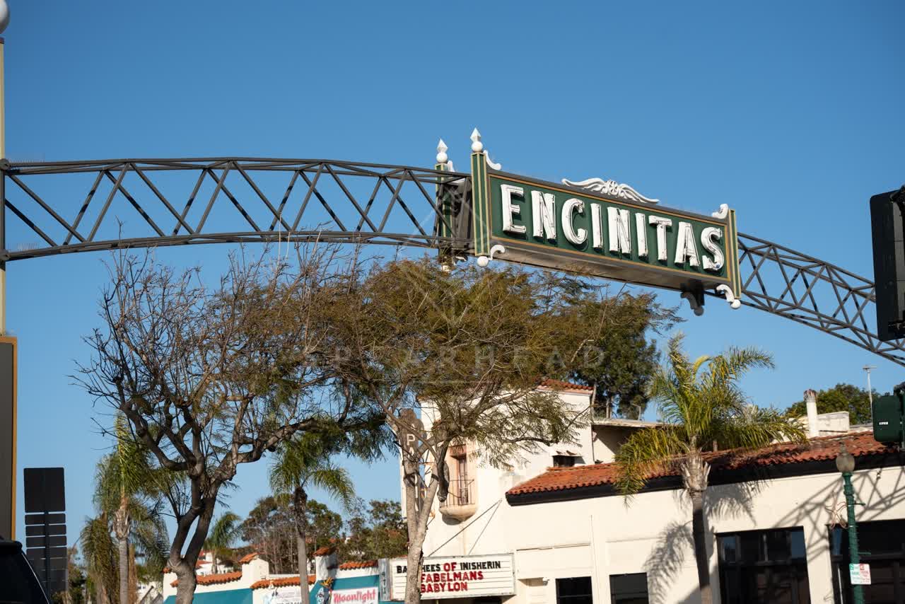 The downtown streets, palm trees and the buildings at Downtown Encinitas.