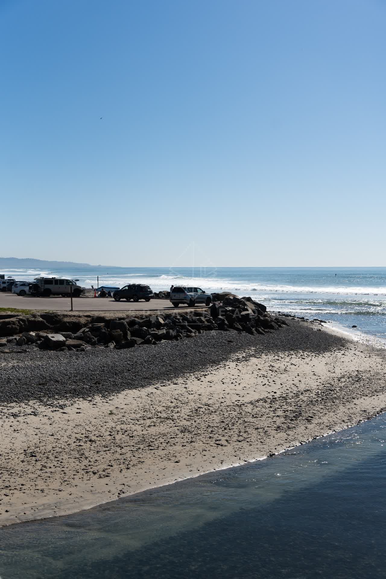 The beach, the surf and the ocean in Cardiff.