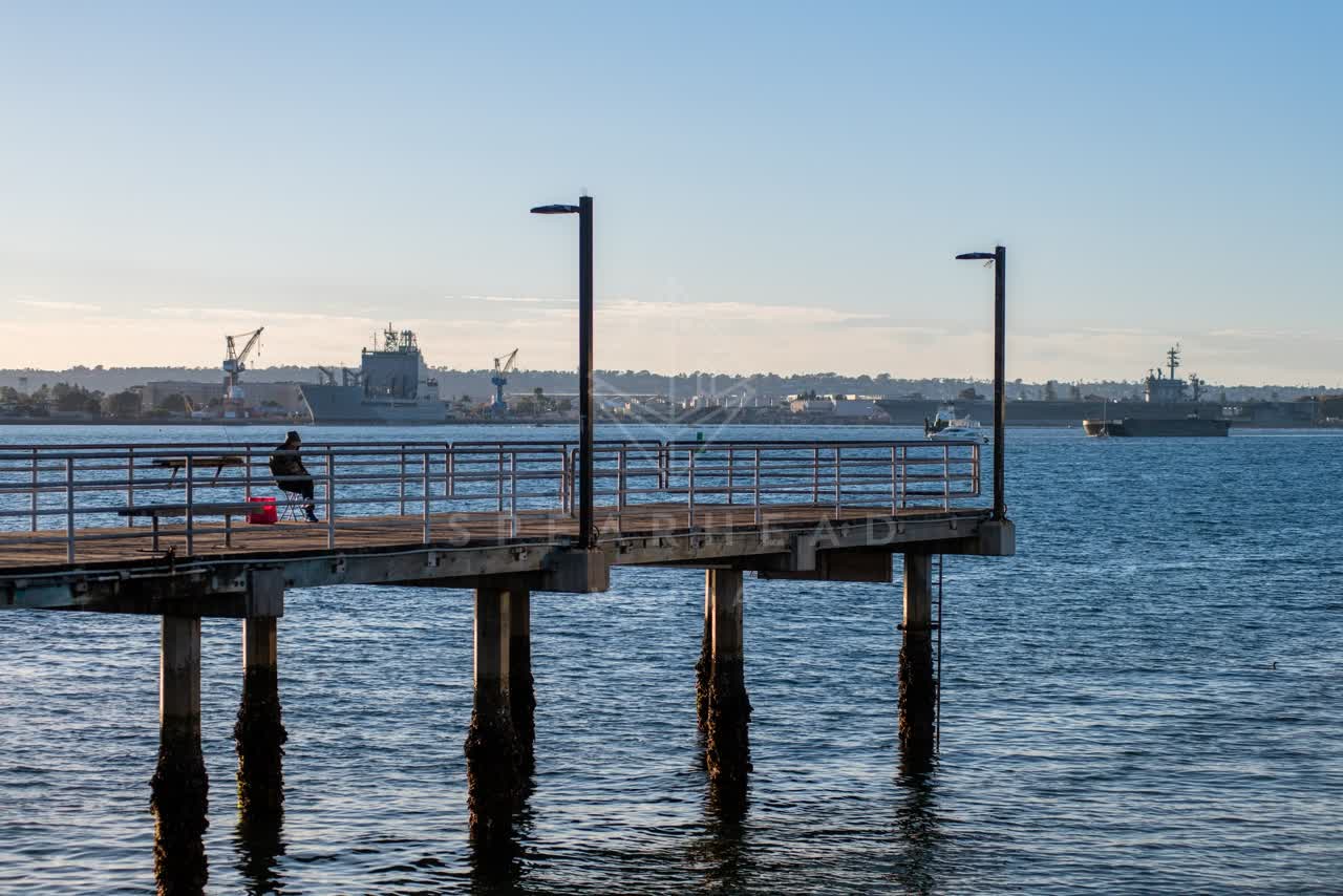 The harbor, the pier and boats at Embarcadero.