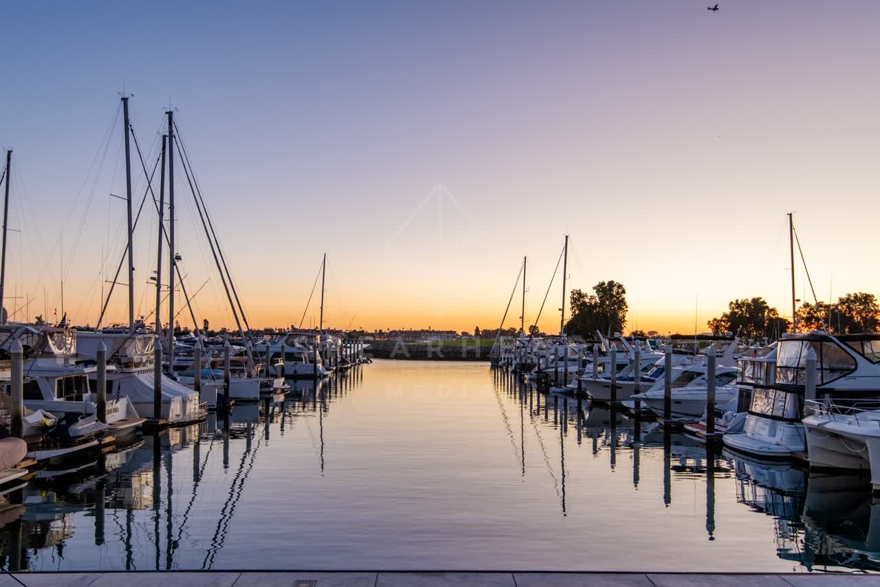 The harbor, boats and the bay at Embarcadero.