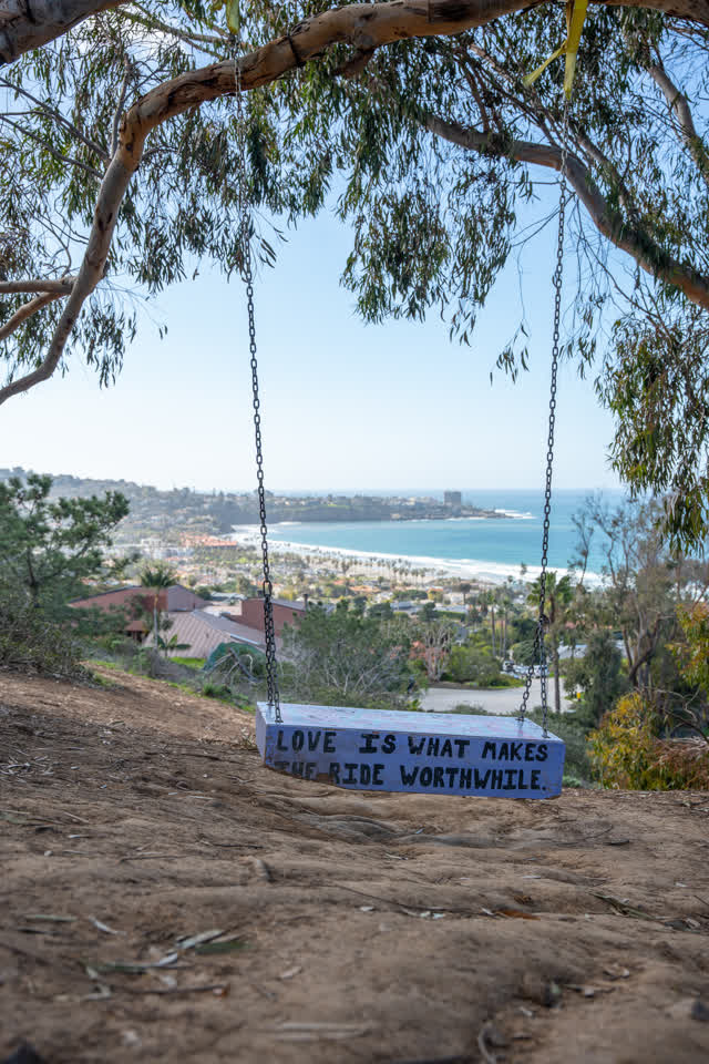 The secret swing by Birch Aquarium at Scripps Institution of Oceanography overlooking La Jolla Shores | Photo – 2