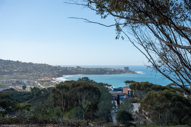 Elevated view of the cliffs, the ocean and the bay at La Jolla Shores.