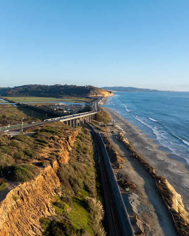 Aerial view of the cliffs, the bridge and the ocean in Del Mar.