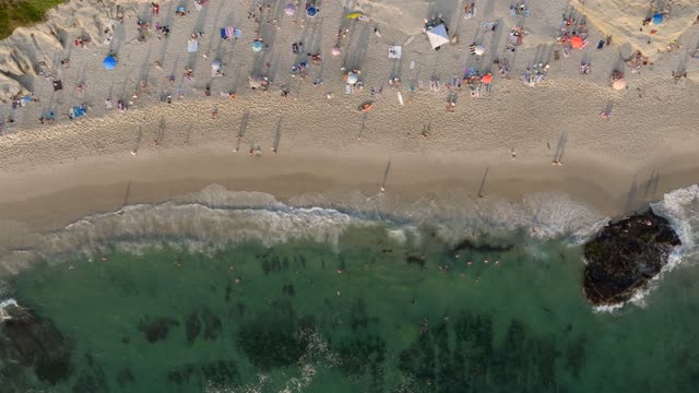 A beautiful afternoon at Windansea Beach at the Beach Barber Tract coastline in La Jolla San Diego | Drone Video – 4