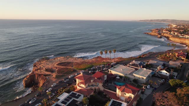 Flying above the Coastline and Beach of Sunset Cliffs Natural Park in Point Loma San Diego | Drone Video – 40