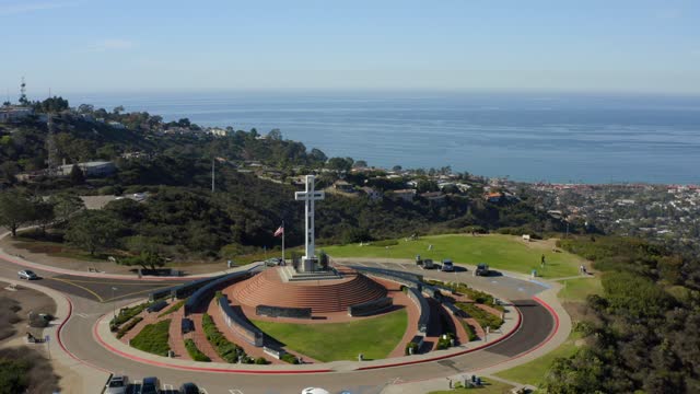Aerial footage of Mount Soledad overlooking La Jolla on a Sunny San Diego Day | Drone Video – 5
